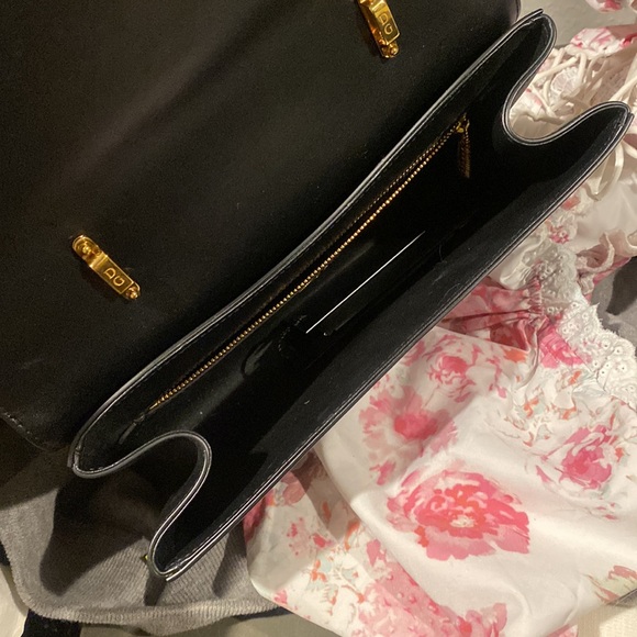 Dolce Gabana purse - Picture 4 of 7